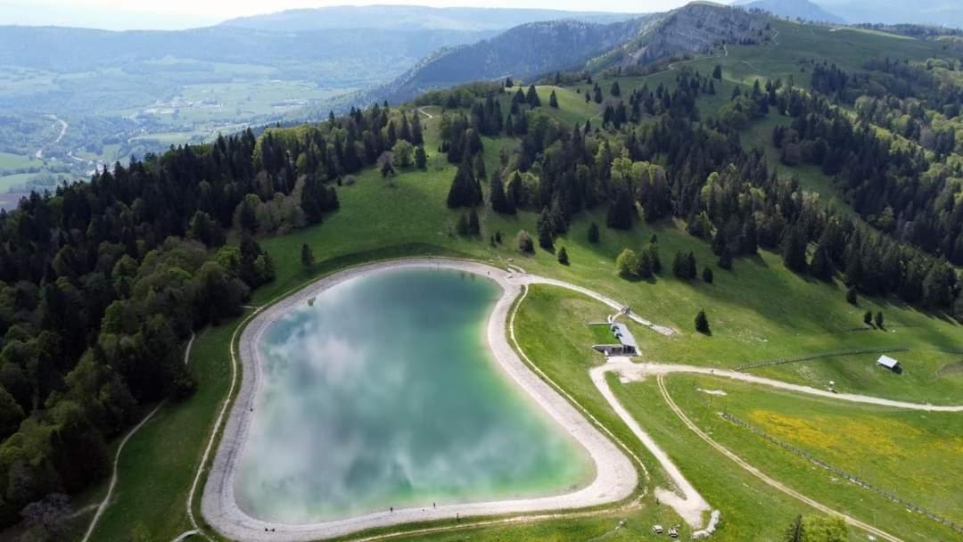 VIP Place Family Alti1000 Télésiège Métabief Avec jardin privé à 50 M des pistes Esterno foto