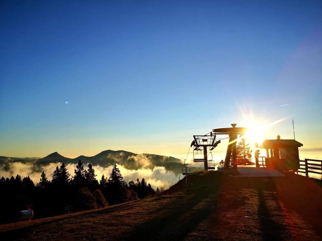VIP Place Family Alti1000 Télésiège Métabief Avec jardin privé à 50 M des pistes Esterno foto
